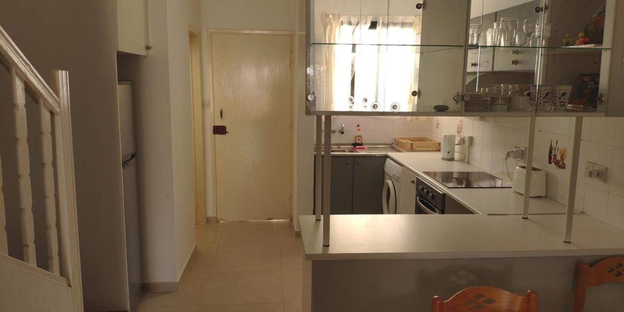 Isabella Townhouse Villa Paphos Eksteriør billede