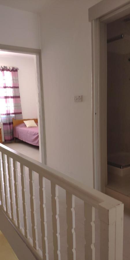 Isabella Townhouse Villa Paphos Eksteriør billede