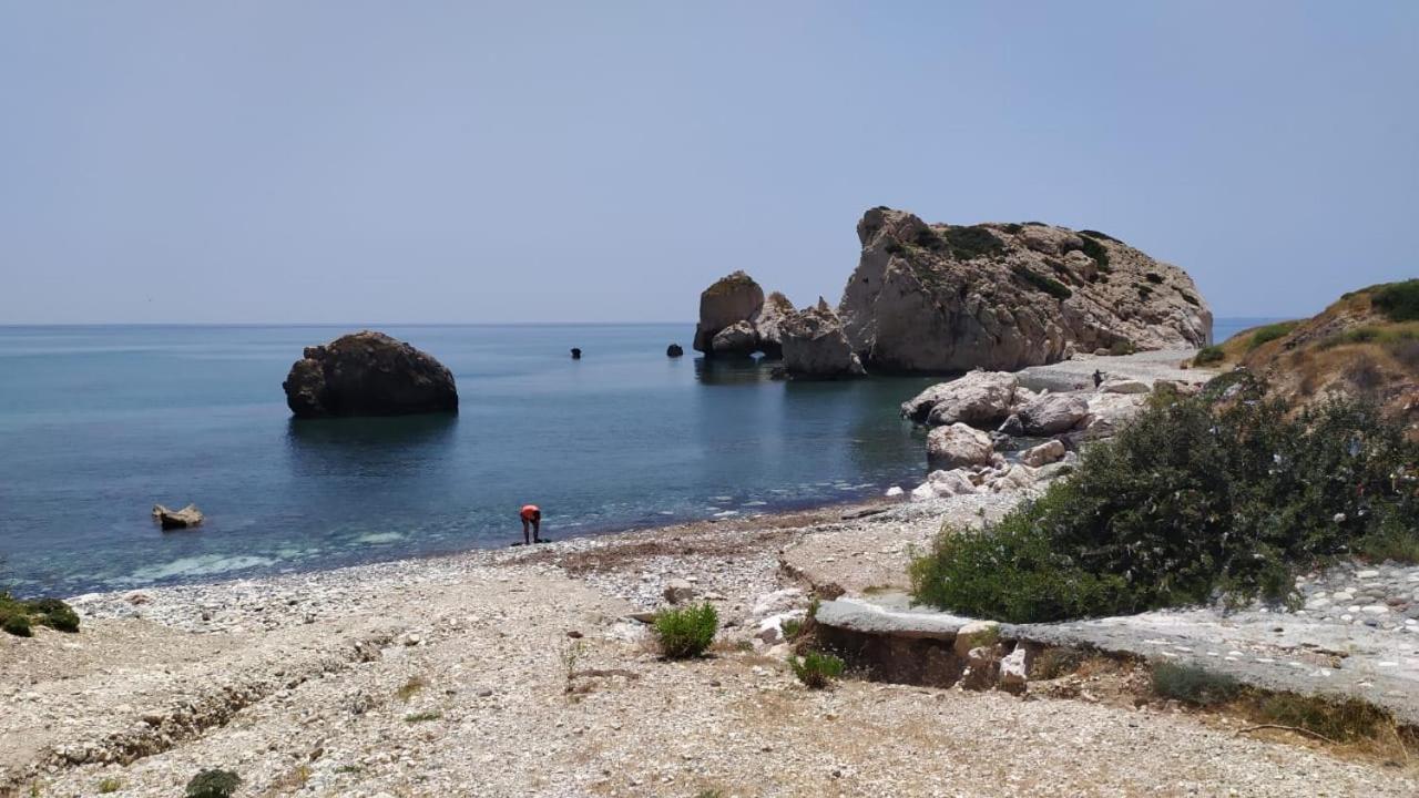 Isabella Townhouse Villa Paphos Eksteriør billede